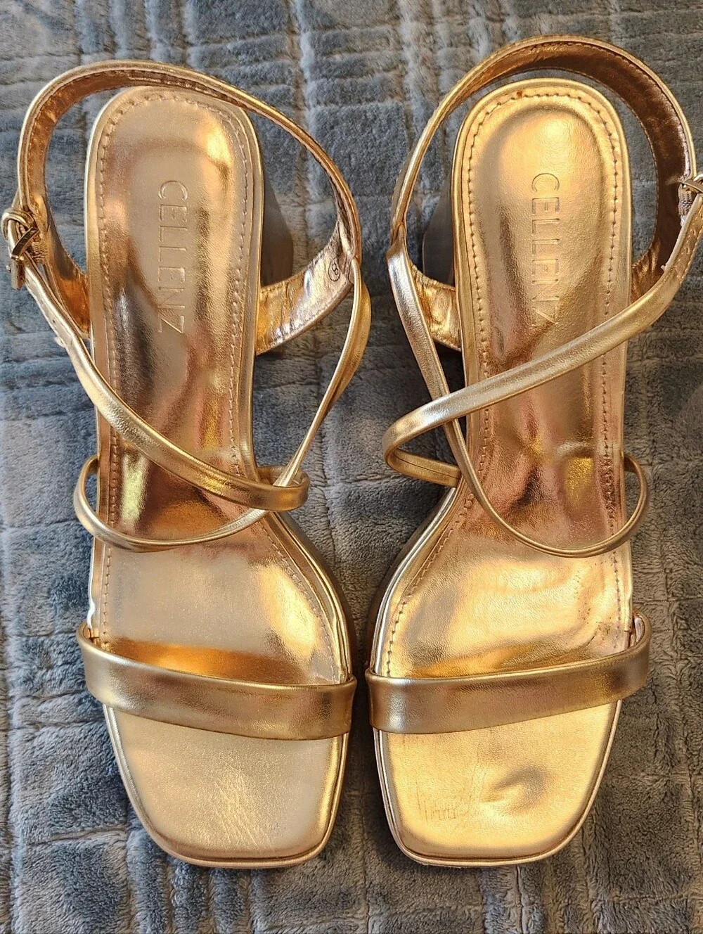Women's Gold Chunky Metallic Platform Strappy Block Heel Square Toe Sandal, 8